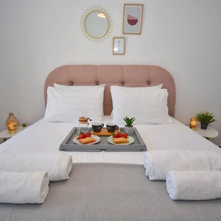 Potamos Deluxe White Apartment 外观 照片